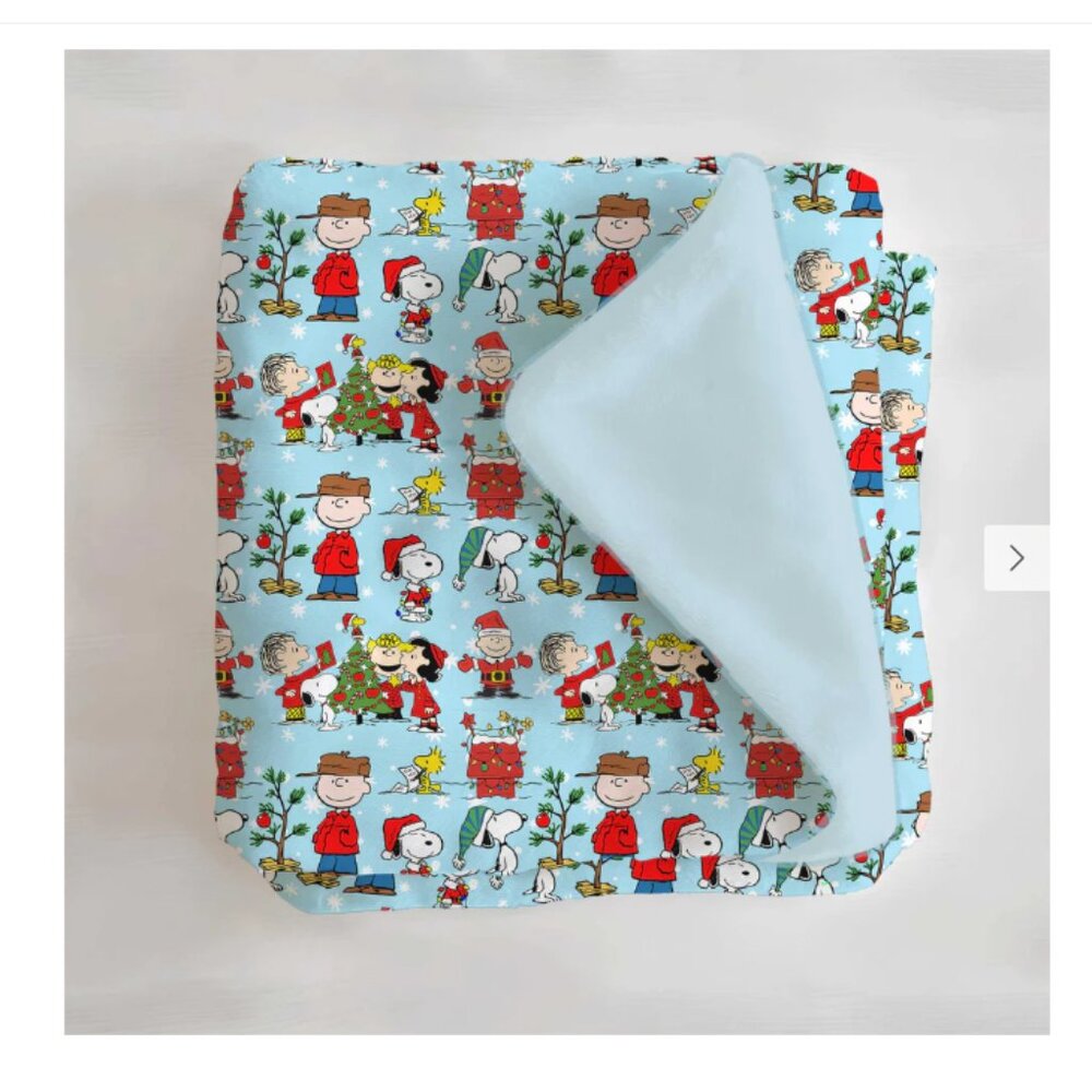 NWT Little Snuggles Christmas Peanuts Snoopy Bamboo Minky Lush Blanket - 50x65